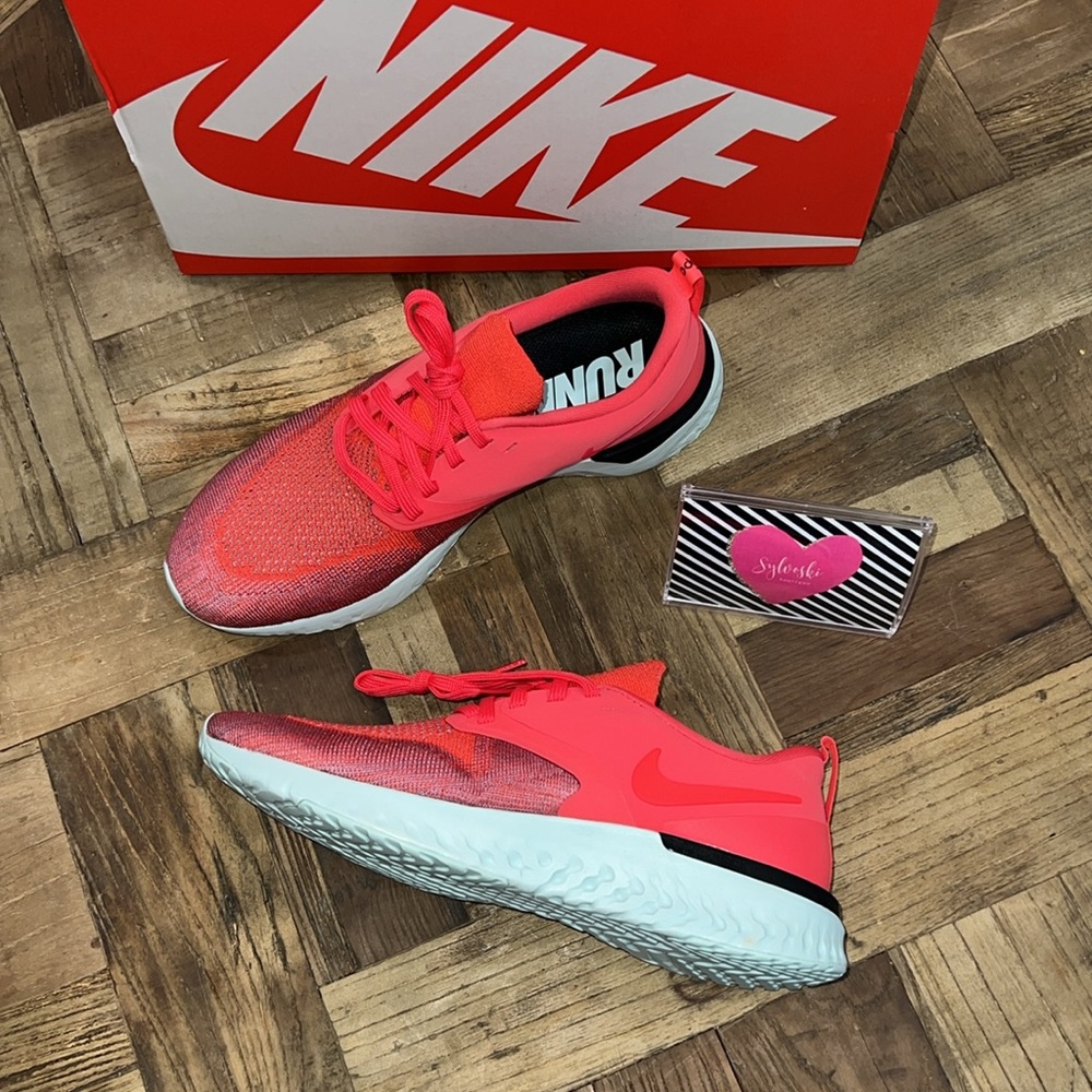🔥 Nike Odyssey React 2 Flyknit NWT
